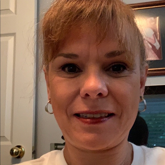 Meet your Posher, Patricia - Picture 1 of 1